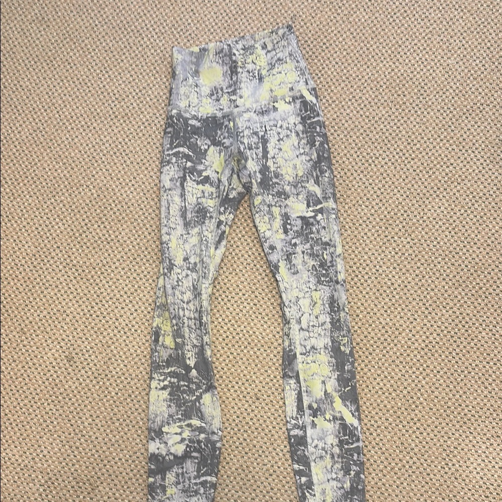 Abstract Patterned Leggings